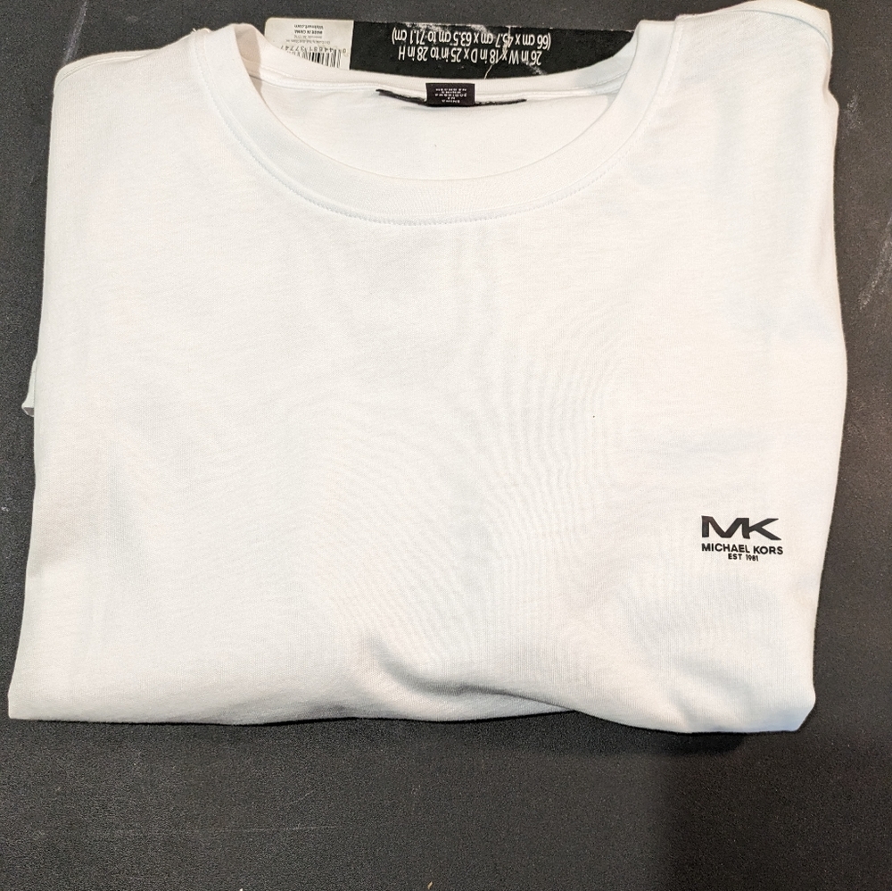 Men's fashion t-shirt